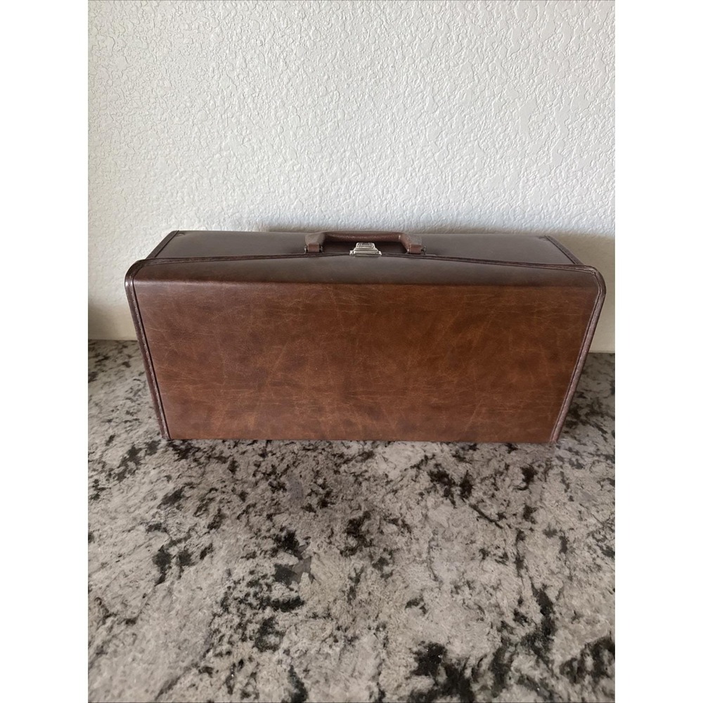 Vintage Brown Faux Leather 8-Track Tape Carrying Storage Case Holds 24 Tapes